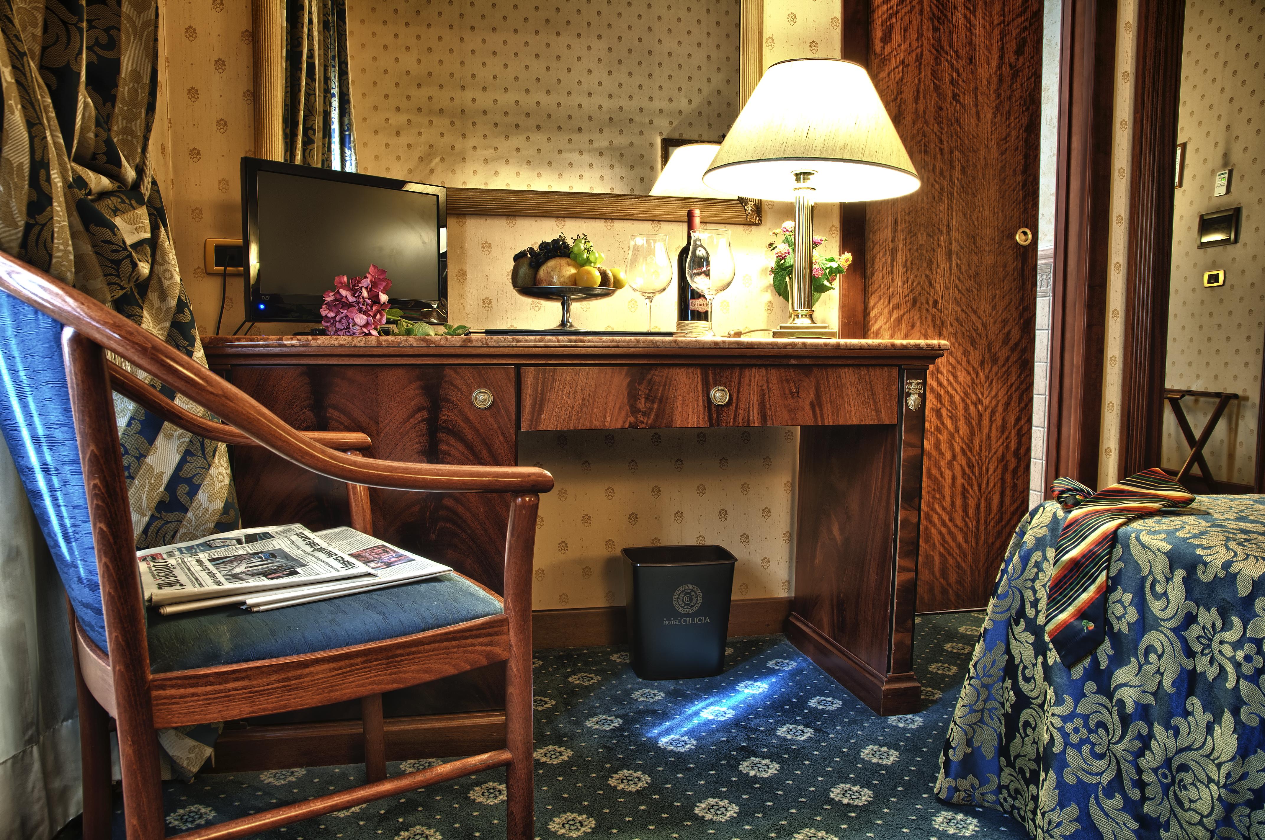 רומא Hotel Cilicia מראה חיצוני תמונה