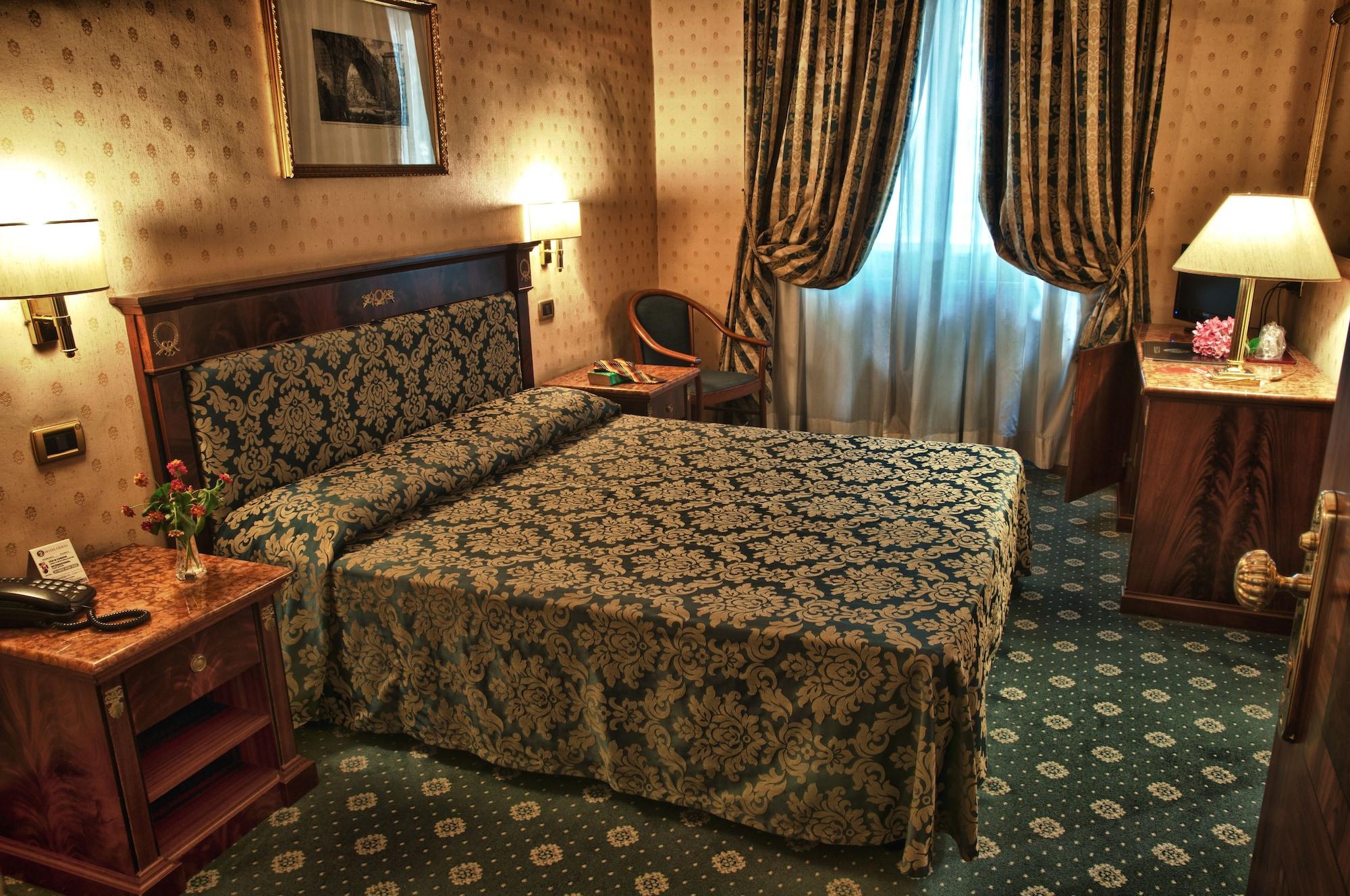 רומא Hotel Cilicia מראה חיצוני תמונה