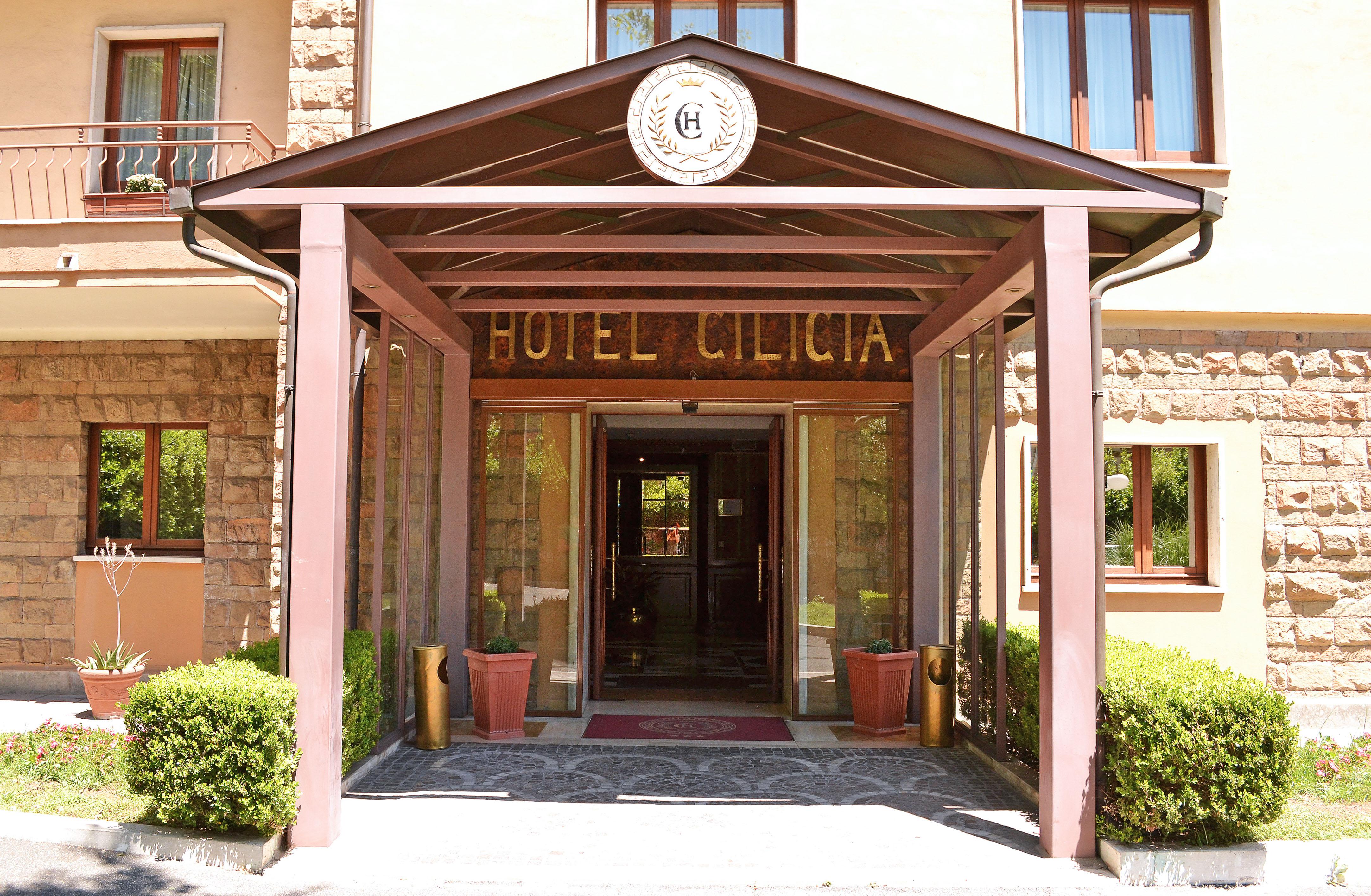 רומא Hotel Cilicia מראה חיצוני תמונה