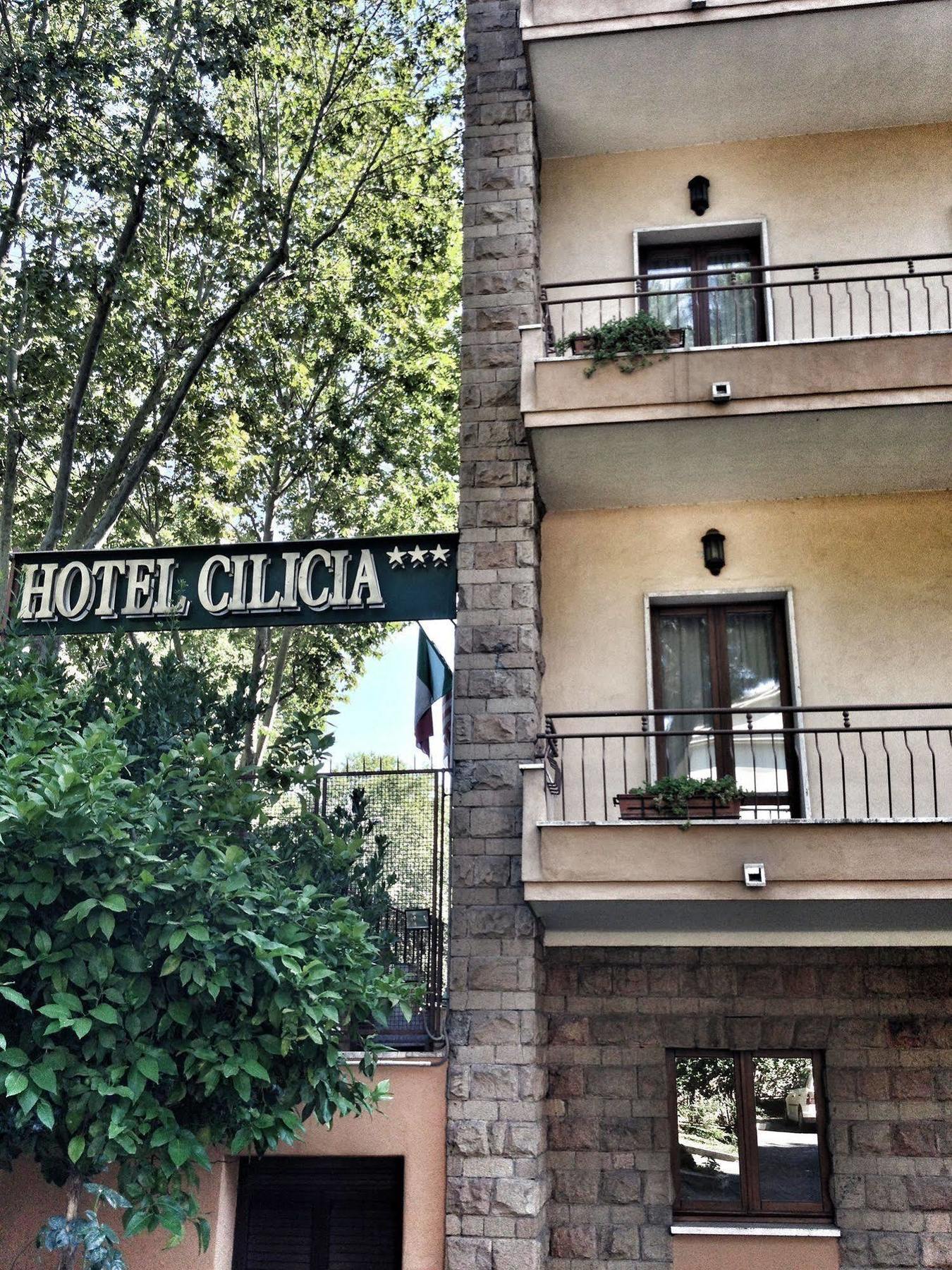 רומא Hotel Cilicia מראה חיצוני תמונה